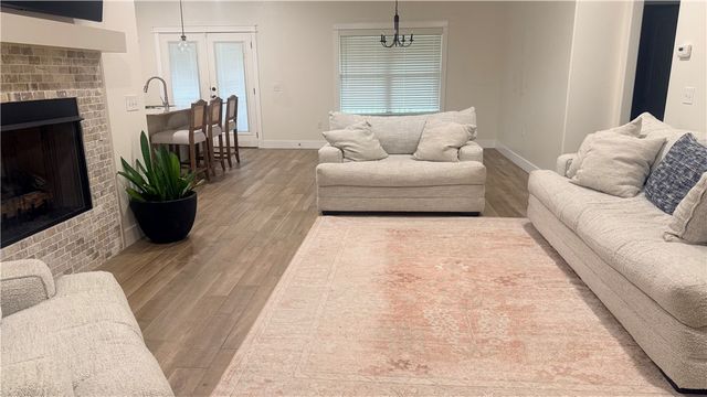 1011 Hampton Street, Tontitown, AR 72762