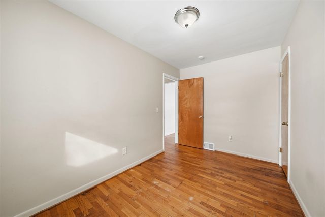 371 Riverside Avenue, Adrian, MI 49221