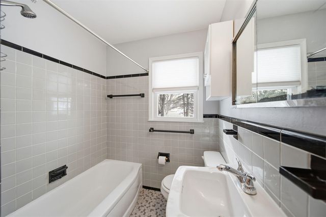 371 Riverside Avenue, Adrian, MI 49221