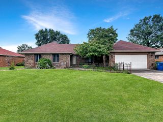 708 West Briarwood Lane, Nixa, MO 65714