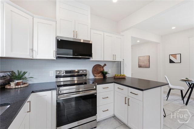 1111 E 31st Street, Savannah, GA 31404