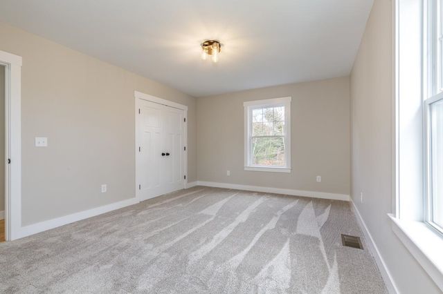 96 Simpson Road, Pelham, NH 03076