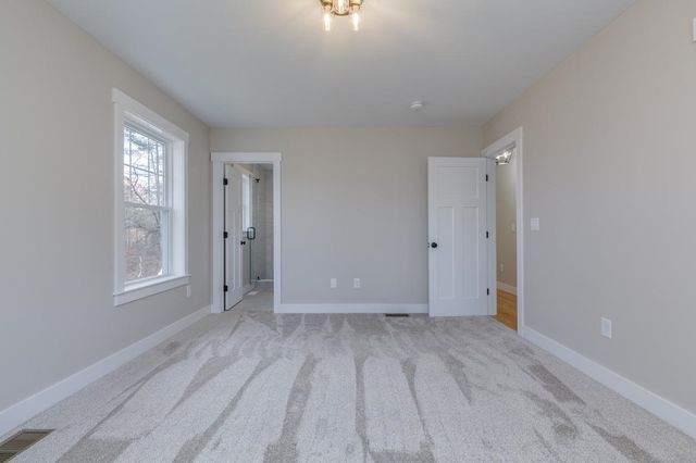 96 Simpson Road, Pelham, NH 03076