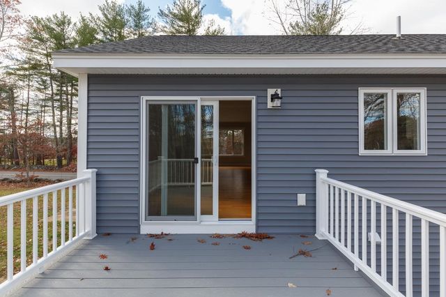 96 Simpson Road, Pelham, NH 03076