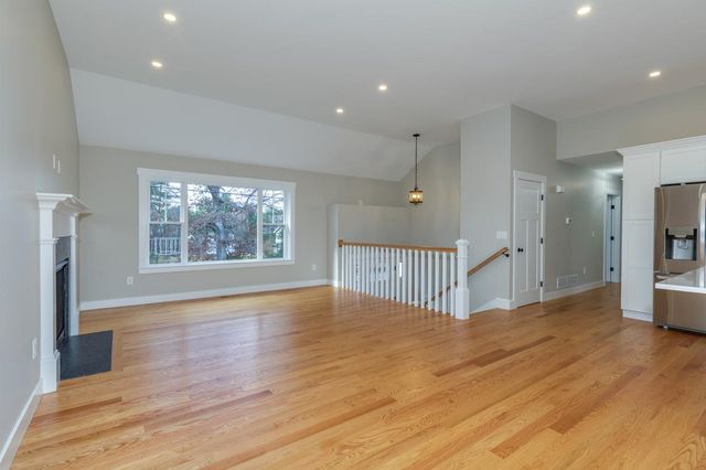 96 Simpson Road, Pelham, NH 03076