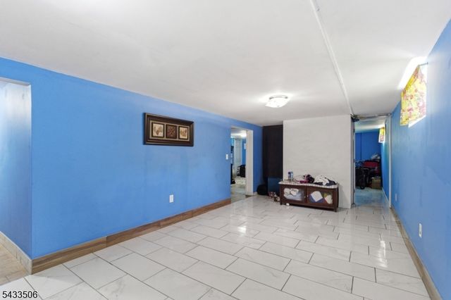 32 Valley View Dr, Mine Hill Twp., NJ 07803