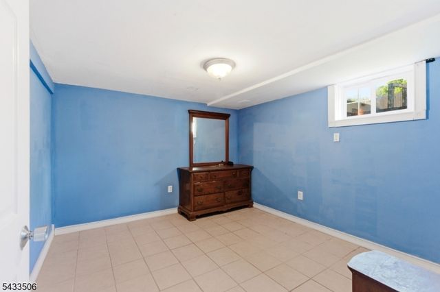 32 Valley View Dr, Mine Hill Twp., NJ 07803