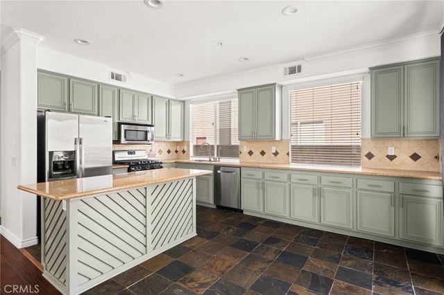 14848 Rodeo, Fontana, CA 92336