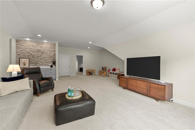 4427 Cheston Bend NE, Roswell, GA 30075