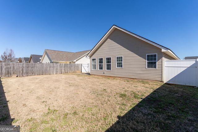 319 Deerfield Circle, Warner Robins, GA 31088