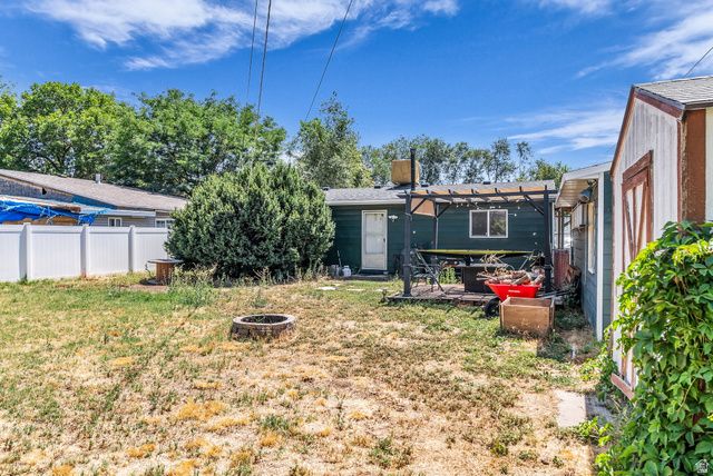 229 W BARBARA ST, Layton, UT 84041