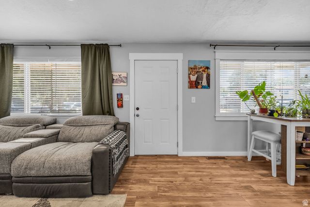229 W BARBARA ST, Layton, UT 84041