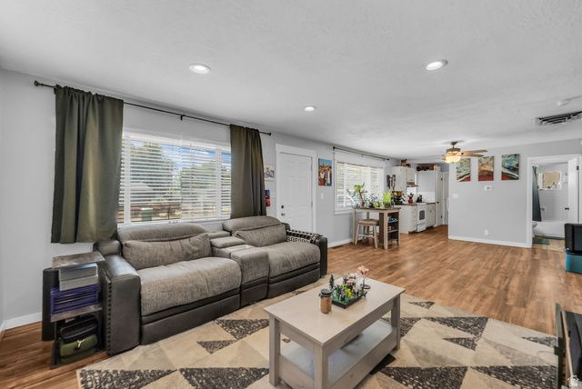229 W BARBARA ST, Layton, UT 84041