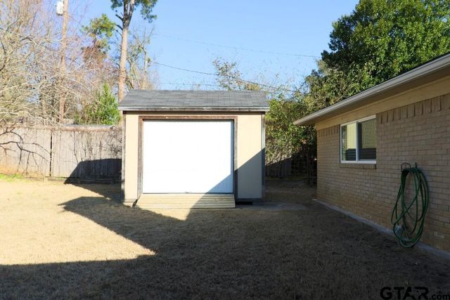 700 David Dr, Tyler, TX 75703