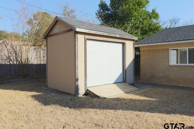 700 David Dr, Tyler, TX 75703