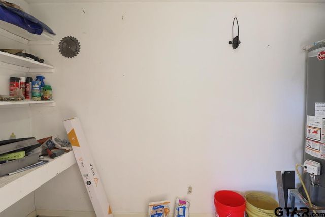 700 David Dr, Tyler, TX 75703