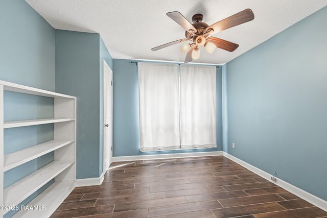 107 Williamsburg Circle E, Lafayette, LA 70508