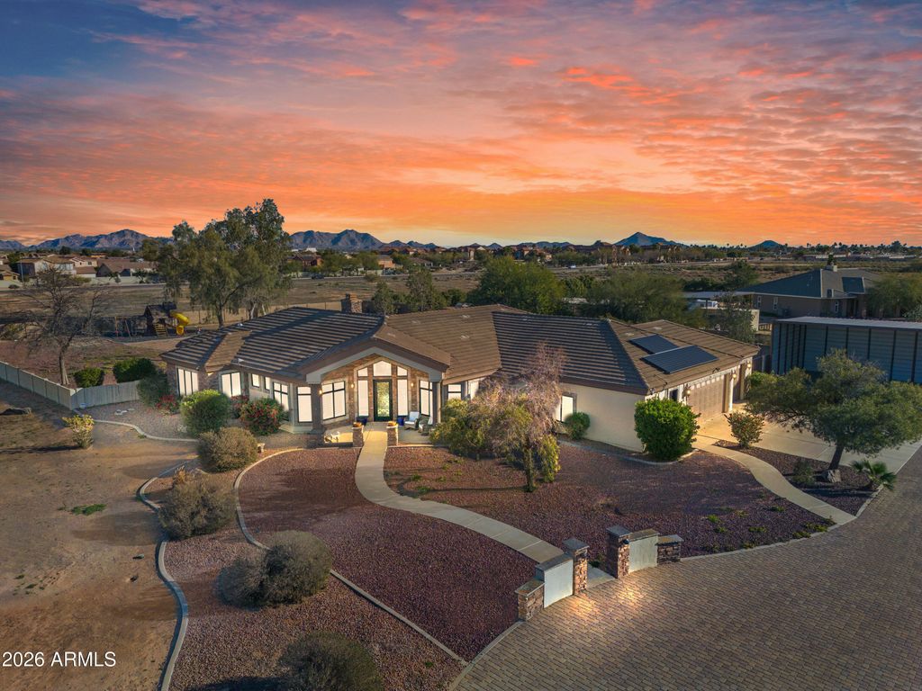 2354 N CASA GRANDE Avenue, Casa Grande, AZ 85122 — photo 3