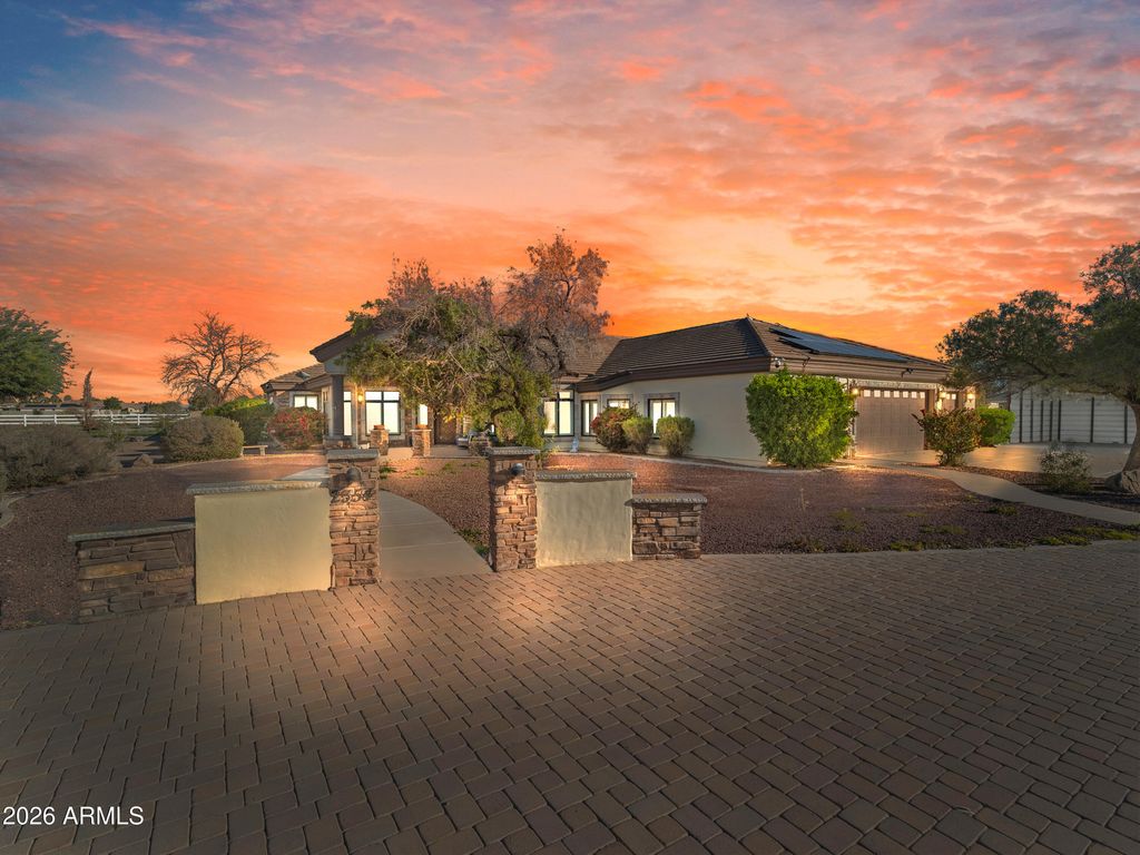 2354 N CASA GRANDE Avenue, Casa Grande, AZ 85122 — photo 5