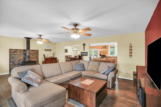 730 E County Road 750, Tuscola, IL 61953