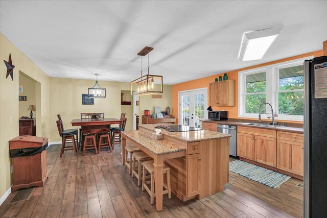 730 E County Road 750, Tuscola, IL 61953