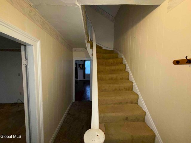 95 11th Street, Troy, NY 12180