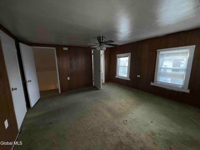 95 11th Street, Troy, NY 12180