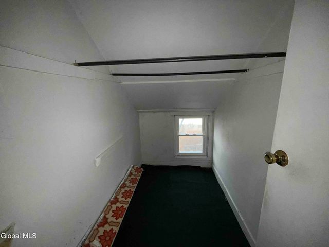 95 11th Street, Troy, NY 12180