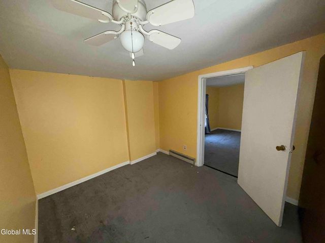 95 11th Street, Troy, NY 12180