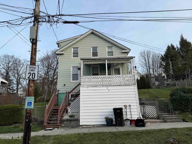 95 11th Street, Troy, NY 12180