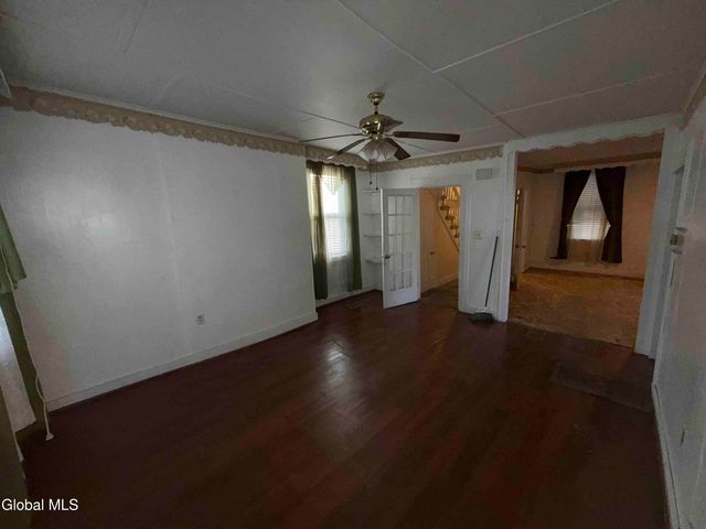 95 11th Street, Troy, NY 12180