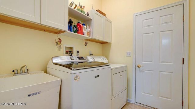 20 Crooked Stick Road, Jackson, NJ 08527