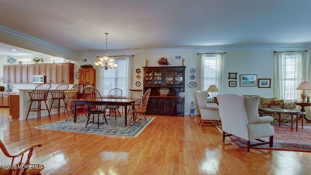 20 Crooked Stick Road, Jackson, NJ 08527