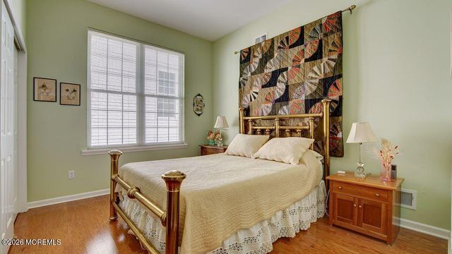 20 Crooked Stick Road, Jackson, NJ 08527
