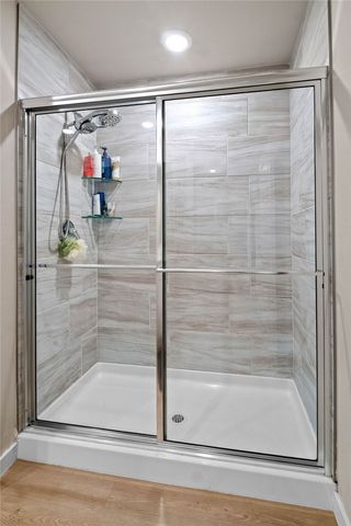 900 W Cottonwood Street, Rogers, AR 72758