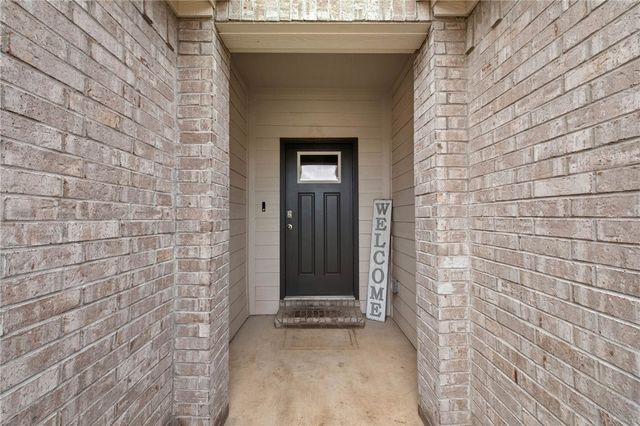 900 W Cottonwood Street, Rogers, AR 72758