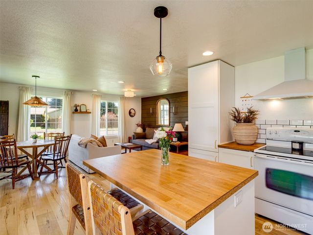 307 E Farrer Street, Yacolt, WA 98675