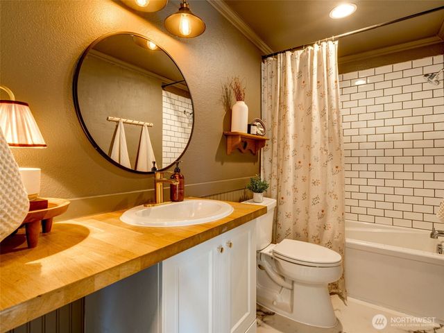 307 E Farrer Street, Yacolt, WA 98675