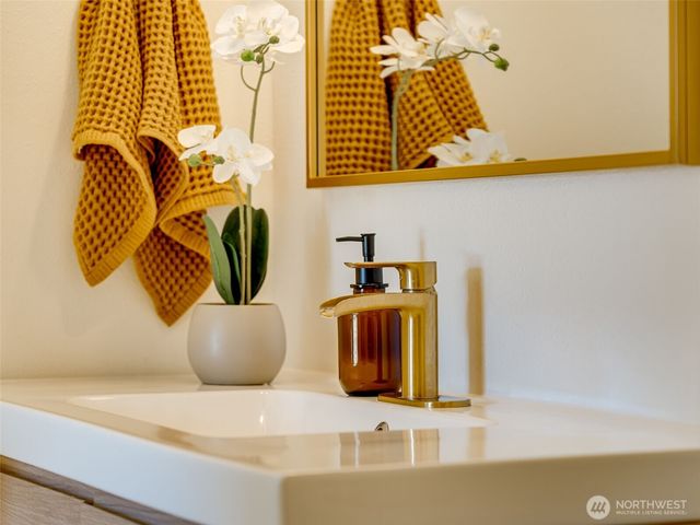 307 E Farrer Street, Yacolt, WA 98675