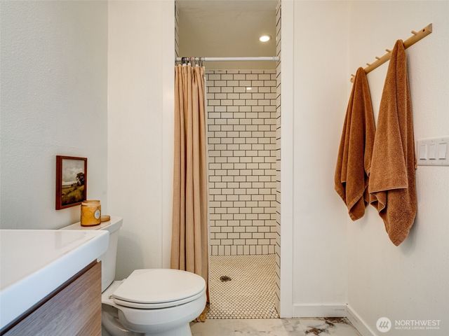 307 E Farrer Street, Yacolt, WA 98675