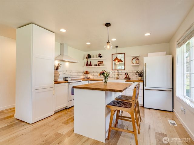 307 E Farrer Street, Yacolt, WA 98675