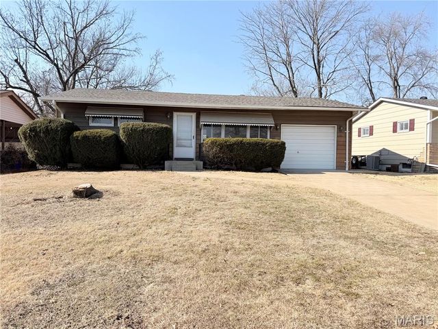 11367 Ranger Drive, St Louis, MO 63128