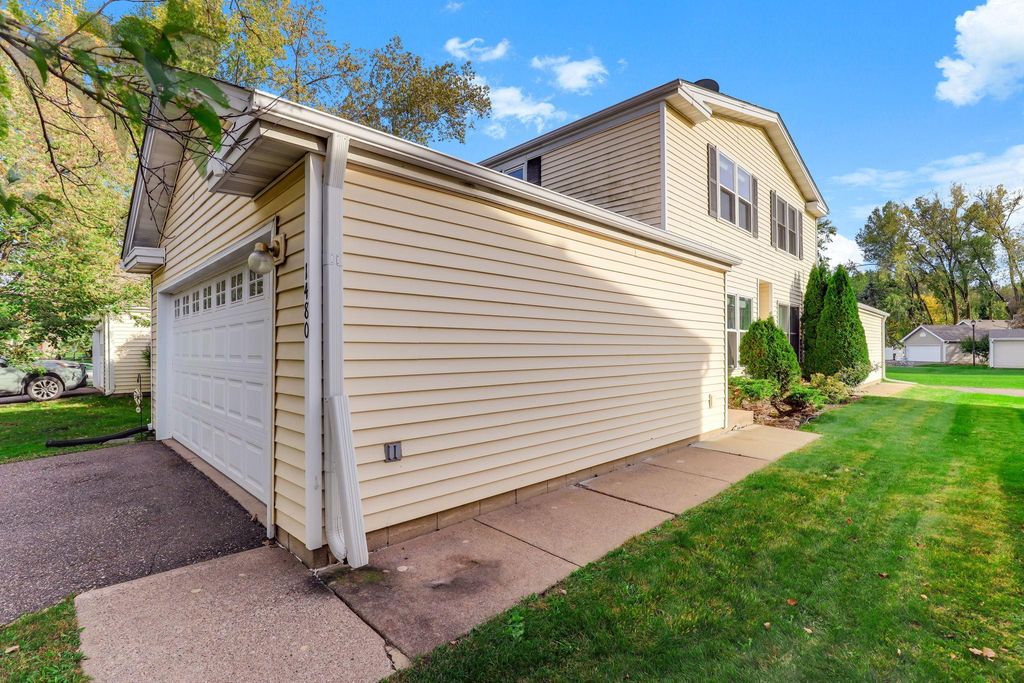 1480 Granada Avenue N, Oakdale, MN 55128 — photo 5