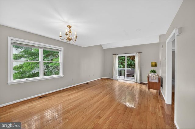 122 HENSEL DR, Shepherdstown, WV 25443