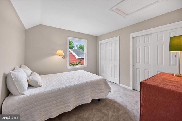 122 HENSEL DR, Shepherdstown, WV 25443