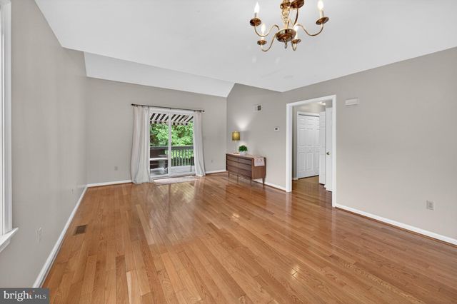 122 HENSEL DR, Shepherdstown, WV 25443