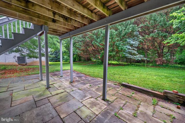 122 HENSEL DR, Shepherdstown, WV 25443