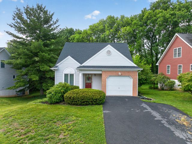 122 HENSEL DR, Shepherdstown, WV 25443