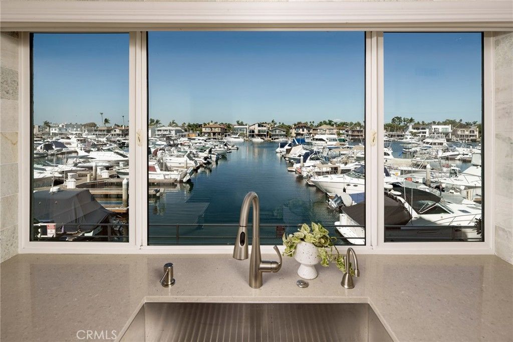 4165 Warner #101, Huntington Beach, CA 92649 — photo 4