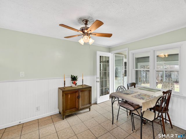 6 Slocum Drive, East Lyme, CT 06357